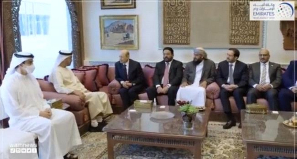 الشيخ محمد بن زايد يلتقي رئيس واعضاء مجلس القيادة الرئاسي
