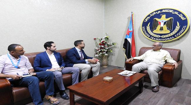 الجعدي يشيد بجهود مكتب المبعوث الأممي لإيجاد حل لإنهاء الحرب