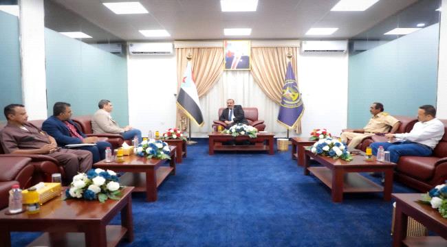 اللواء بن بريك يستقبل المستشار الأمني في الأمم المتحدة