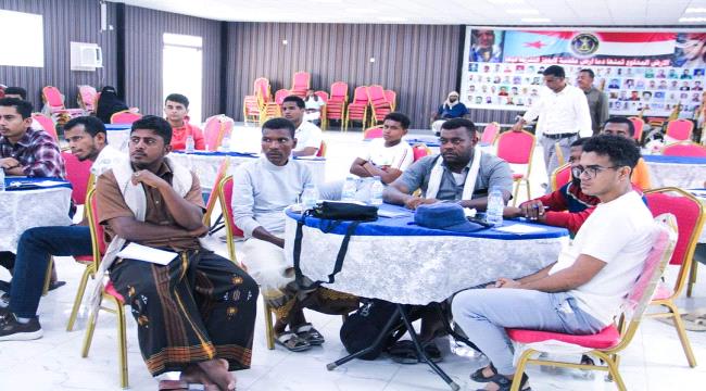 انتقالي حضرموت يدشن دورة تدريبية في الإعلام الرياضي