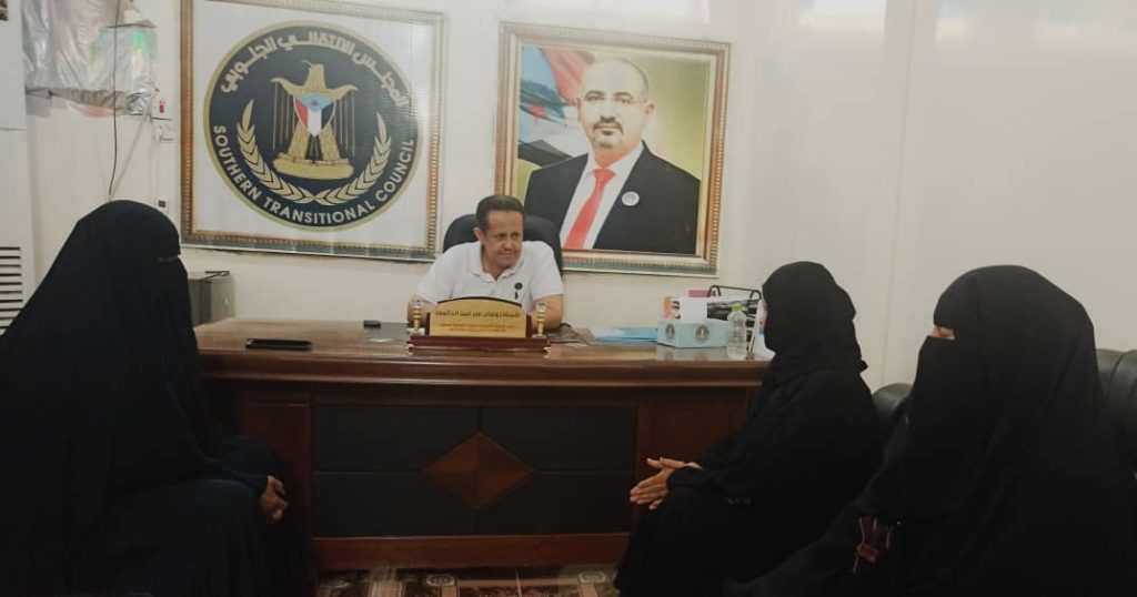 رئيس انتقالي لحج يستمع إلى أبرز الأنشطة والفعالية من اتحاد الحرفيين والمهنيين الجنوبيين فرع المحافظة