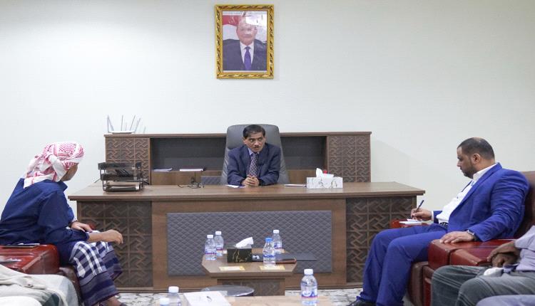 النائب البحسني يلتقي قائد الهبة الحضرمية الثانية ويناقش معه مجمل الأوضاع السياسية والخدمية