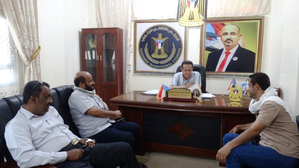 رئيس تنفيذية انتقالي لحج يطلع على الأوضاع الصحية بمديرية الحبيلين بردفان