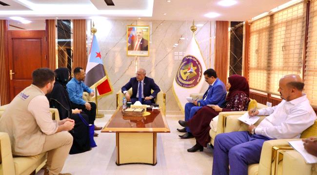 الكثيري يطّلع على تدخلات منظمة “مهاد” الفرنسية بالعاصمة عدن ومحافظات الجنوب