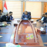 فريق التواصل وتعزيز الوعي السياسي بالمجلس الانتقالي يلتقي وكيل محافظة حضرموت لشؤون الوادي والصحراء