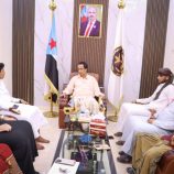 رئيس انتقالي المهرة يلتقي بقيادة منتدى الطالب المهري بعدن ويطلع على أوضاع الطلاب الدارسين