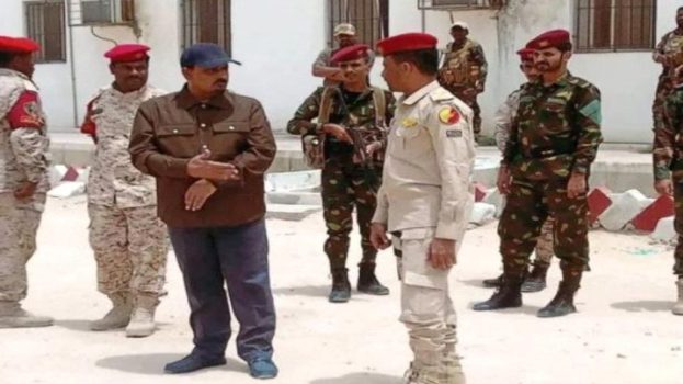 محافظ حضرموت يزور معسكر قوات الشرطة العسكرية