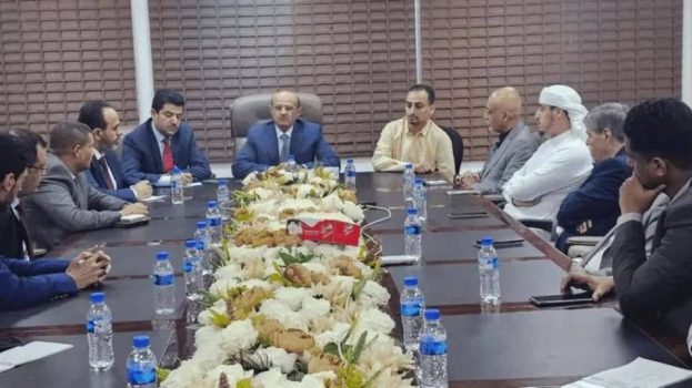 محافظ البنك المركزي يلتقي بمسئولي البنوك العاملة ببلادنا