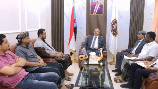 فريق التوجيه والرقابة الرئاسي يبحث مع إعلاميي انتقالي المهرة توحيد الجهود وتعزيز الحضور الإعلامي