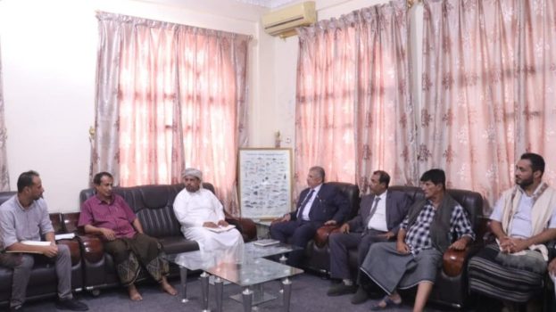 فريق التوجيه والرقابة الرئاسي يتفقد الهيئة العامة للمصائد السمكية بالمهرة