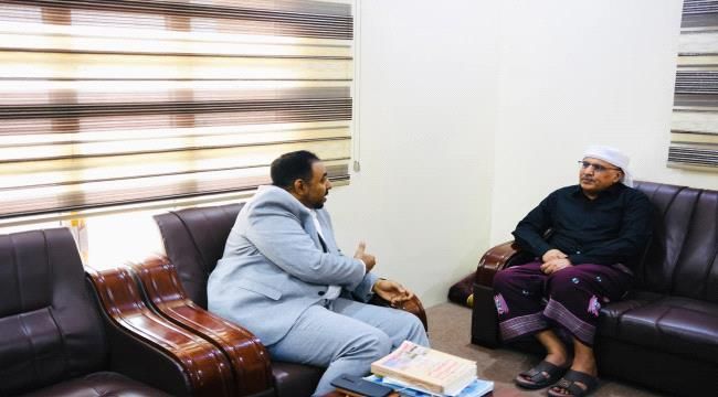 الكثيري يؤكد دعم الانتقالي لتطوير منظومة النقل البحري