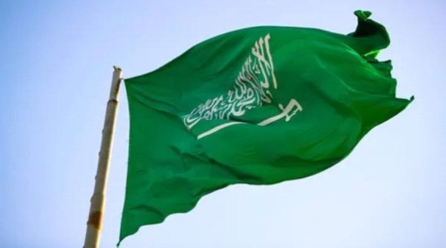 السعودية تدعم موازنة الحكومة وتمد محطات الكهرباء بالوقود