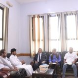 فريق التوجيه والرقابة الرئاسي يزور مركز اللغة المهرية ويشيد بدوره في الحفاظ على الموروث اللغوي