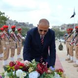 الرئيس القائد عيدروس الزُبيدي يضع إكليلا من الزهور على النصب التذكاري لشهداء الجنوب العربي بمناسبة العيد الـ58 للاستقلال الوطني 30 نوفمبر