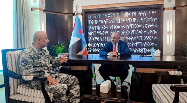 الرئيس عيدروس الزُبيدي يطّلع على جاهزية قوات خفر السواحل