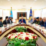 ‏القيادة التنفيذية العُليا تناقش الجهود المبذولة لتأمين الخدمات للمواطنين ومراقبة أسعار الصرف
