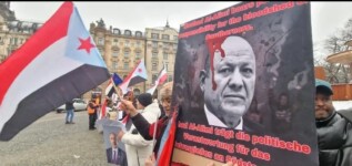 الجالية الجنوبية في ألمانيا تنظم وقفة حاشدة في ميونخ وتطالب المجتمع الدولي بوقف الانتهاكات ومحاكمة المسؤولين عن الغارات الجوية