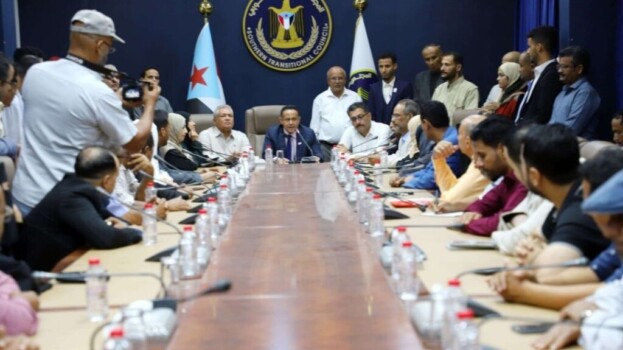 الأمانة العامة تعقد لقاءً موسعًا لمناقشة المستجدات على الساحة الوطنية الجنوبية